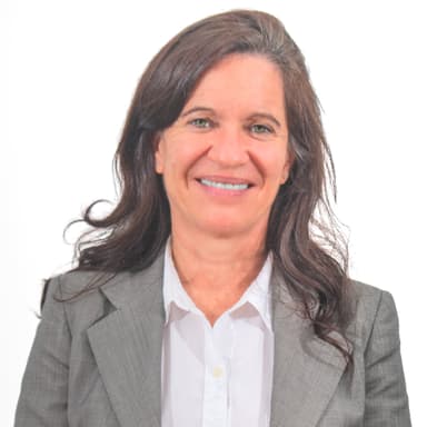Nadine Adam